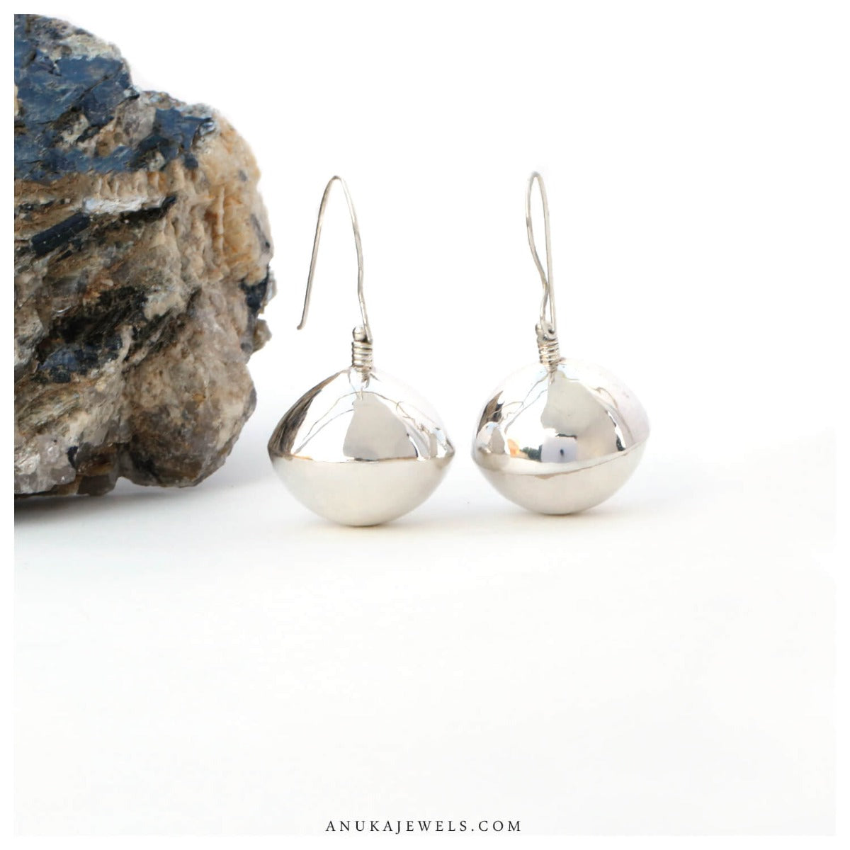 Shiny Button Earrings large  SilverPlus Jewellery