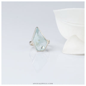 Stunning Aqua pentagon shaped 925 silver Ring