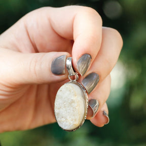 rough stone jewelry, raw stone jewelry, buy agate jewelry, buy raw stone jewelry, sterling silver pendant , buy ring, buy pendant online, buy agate pendant , raw agate pendant