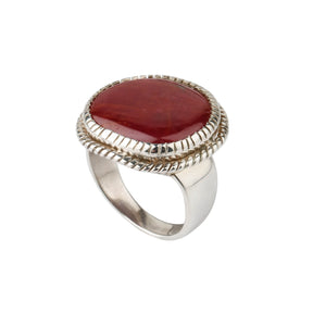 natural ruby ring close up cabochon stone milgrain detail