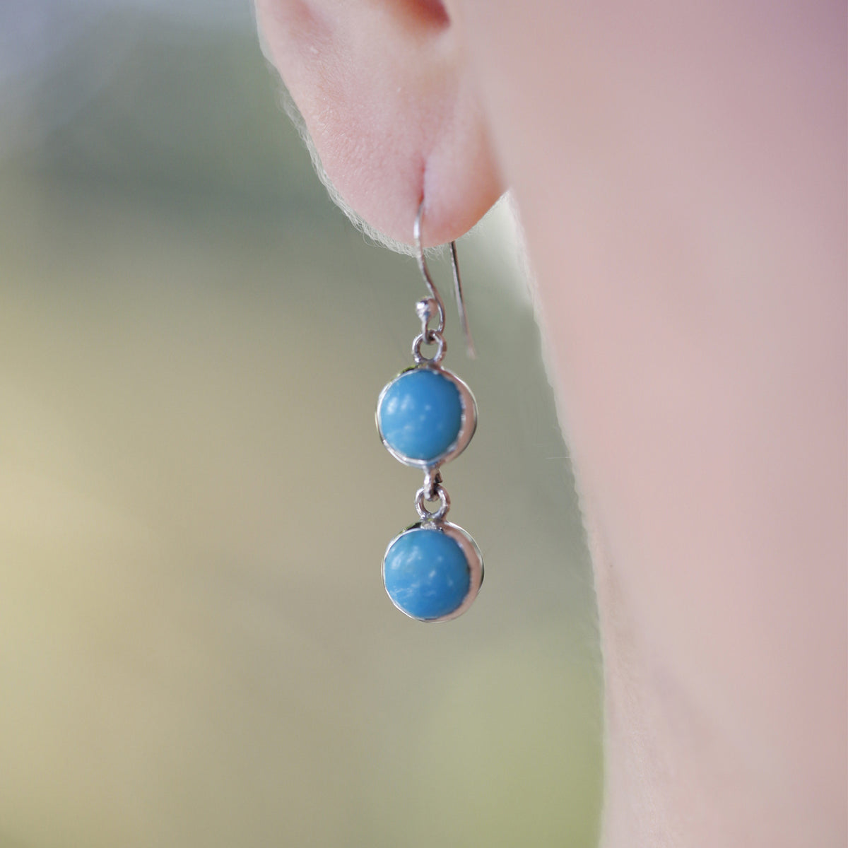 Round turquoise hanging earrings
