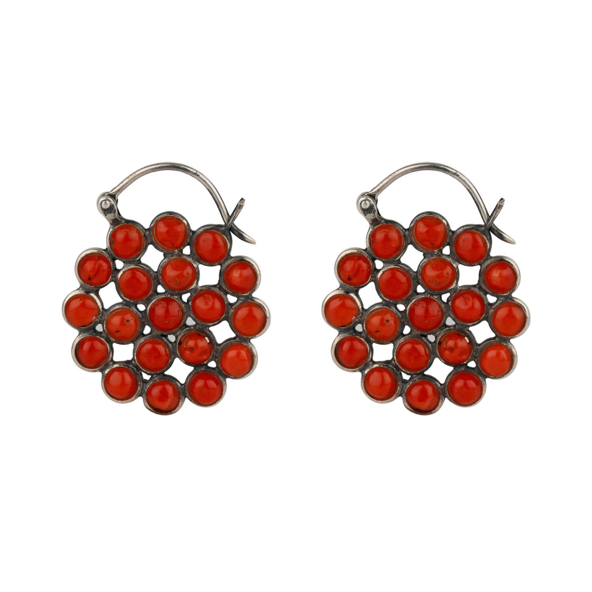 flower earrings, beads , beads earrings, coral earrinfs, marron earrings, red earrings, red studs, maroon studs, long earrings, small earrings, hoops, drops, danglers, studs, stud earrings, Handcuff, Red onyx, Black onyx, jewelry, Certified jewelry, Oval 