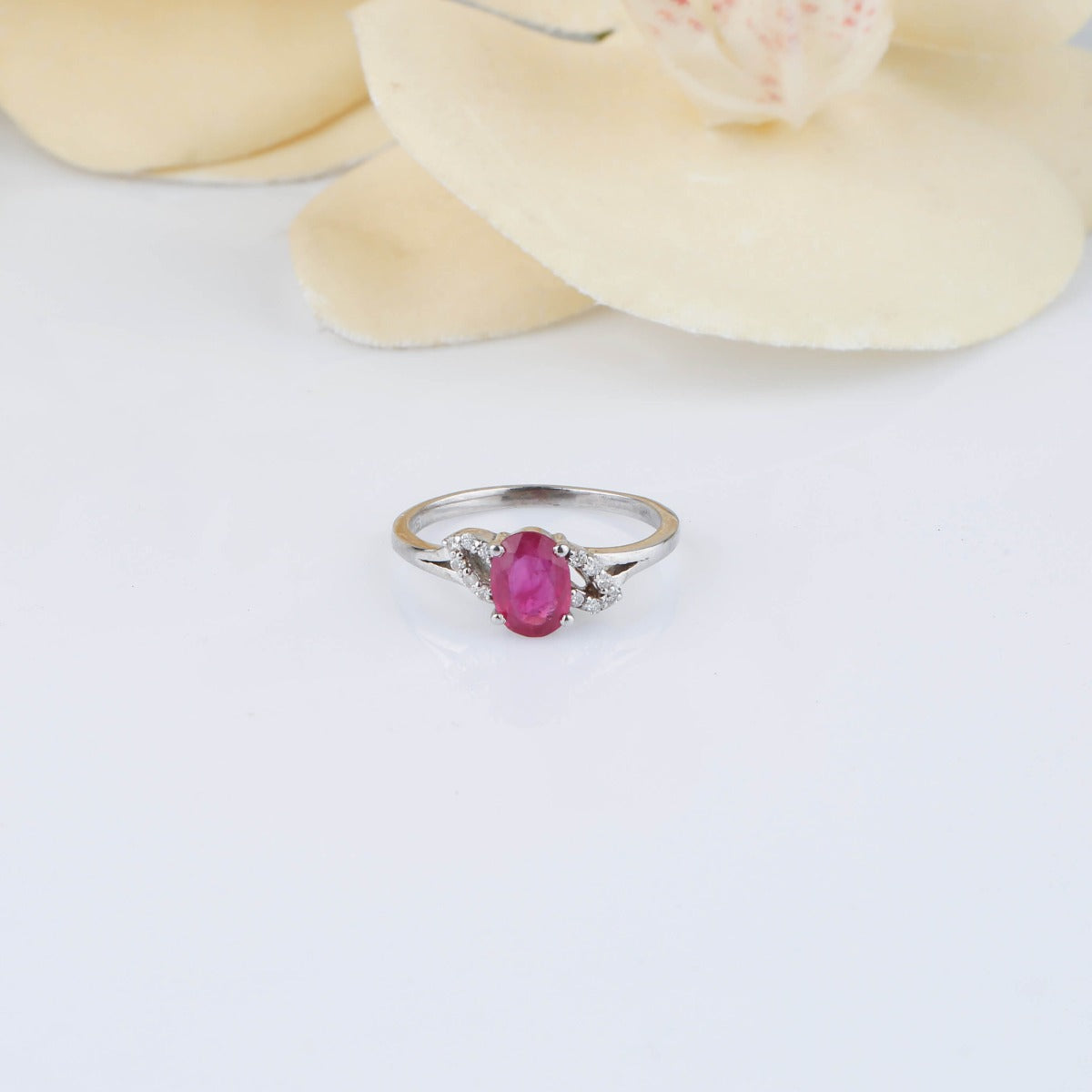 Staggering ruby & diamond ring