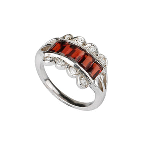 Astounding Garnet and Silver 925 Ring